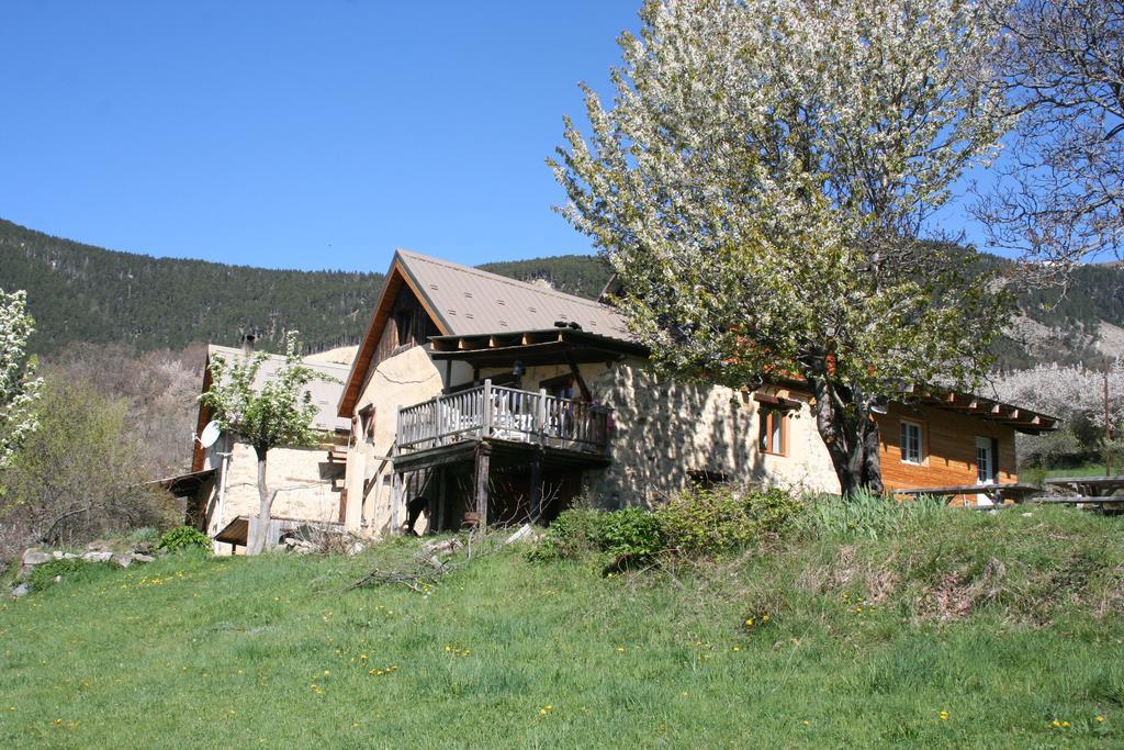 Gite D'Aliege Péone Exterior photo